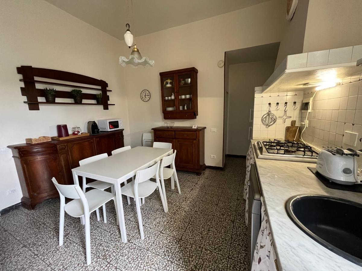 פירנצה Apartment Dalla Mirella מראה חיצוני תמונה